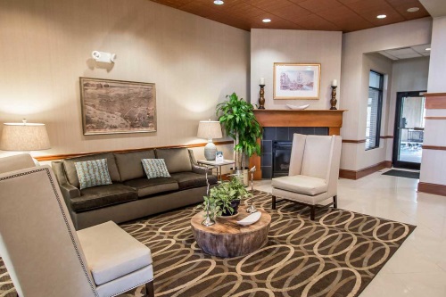 Comfort Suites Historic District lounge